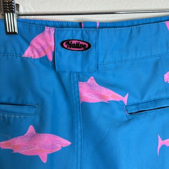 NATIVE OUTFITTERS Passport Shorts Pink Shark Blue Water Boating size 38 - Picture 7 of 8